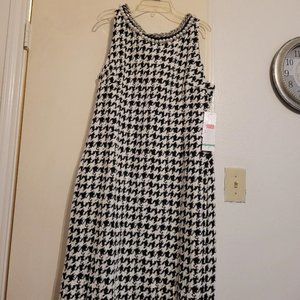 Black and white holiday dress